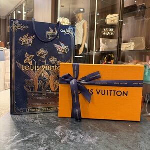 Limited 🌟 Louis Vuitton Gift Set Storage Box/Bag 12”x8”x2”
